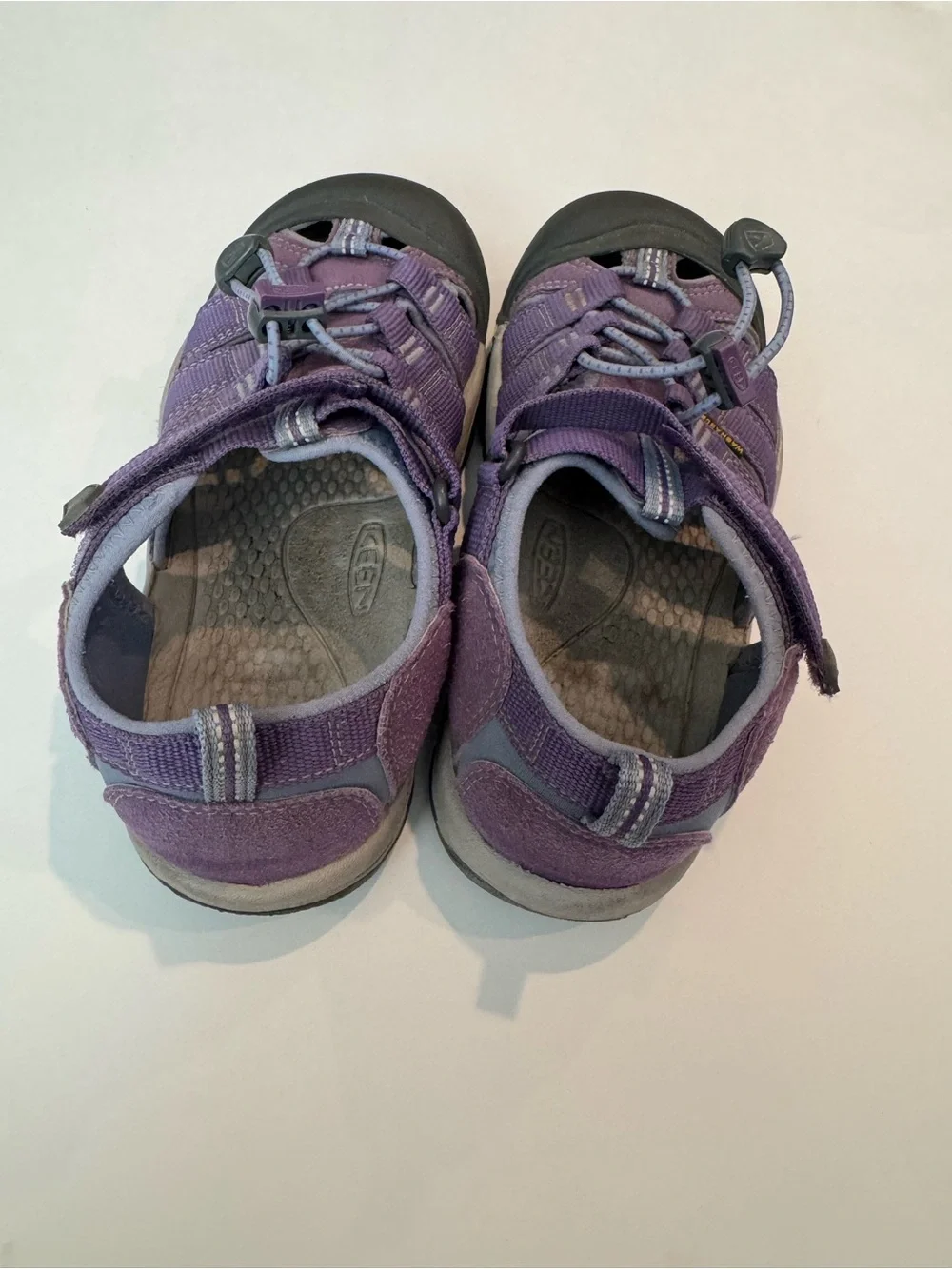 Keen purple water